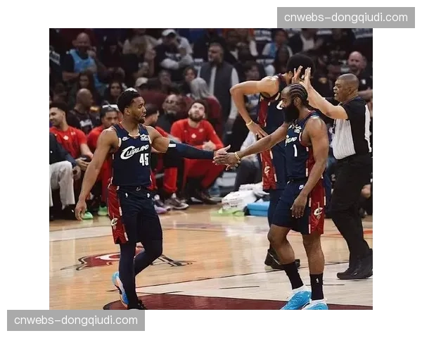 2026年5月14日NBA赛果：骑士凭借末节肋部渗透打穿绿军防线，总分2-1领先